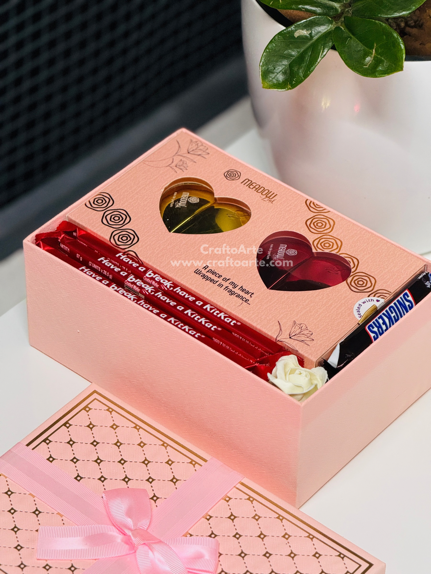 Couple Perfume Gift Hamper – Romantic Chocolate Surprise Box-019