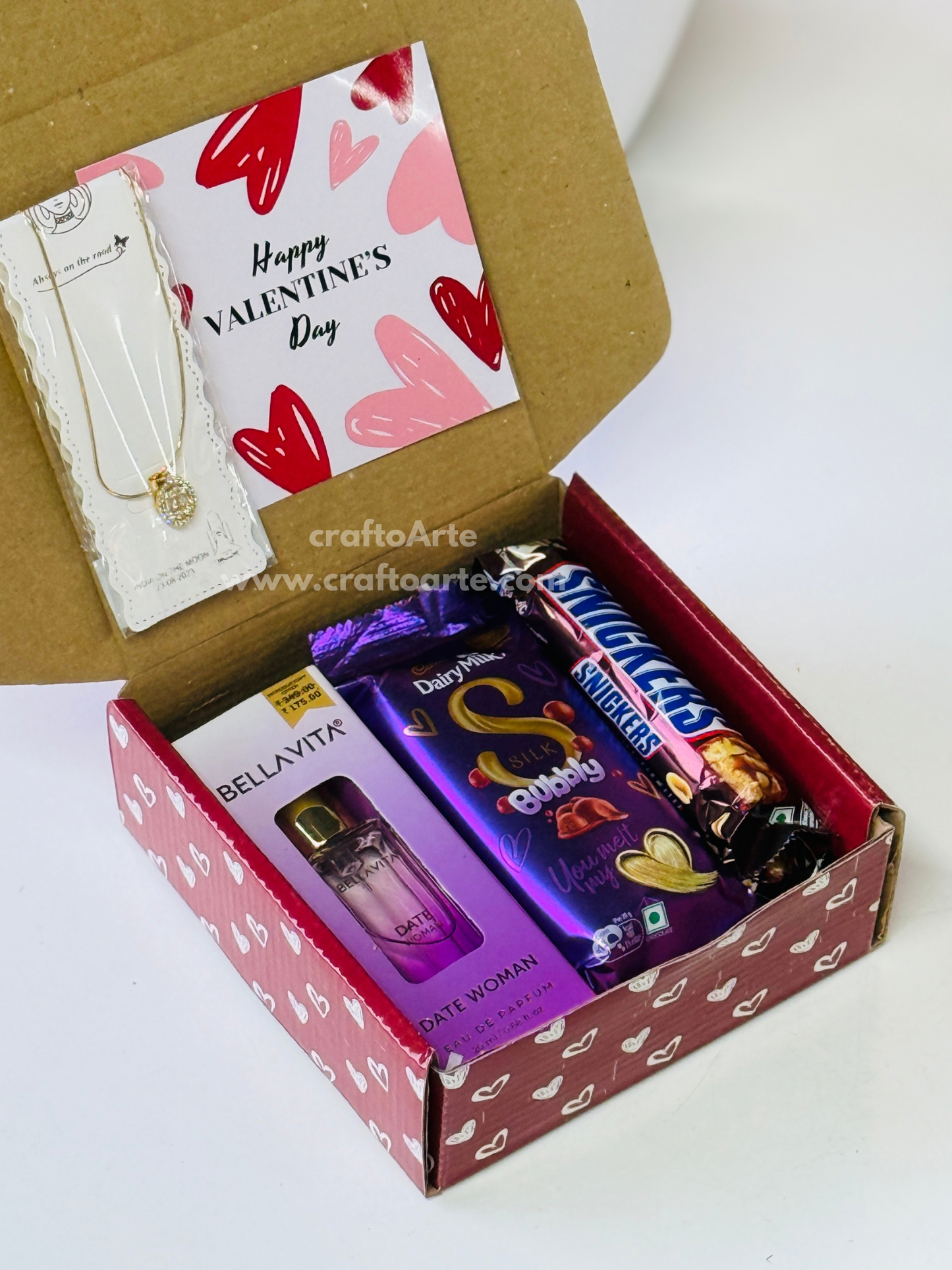 Cute mini hamper for your loved one