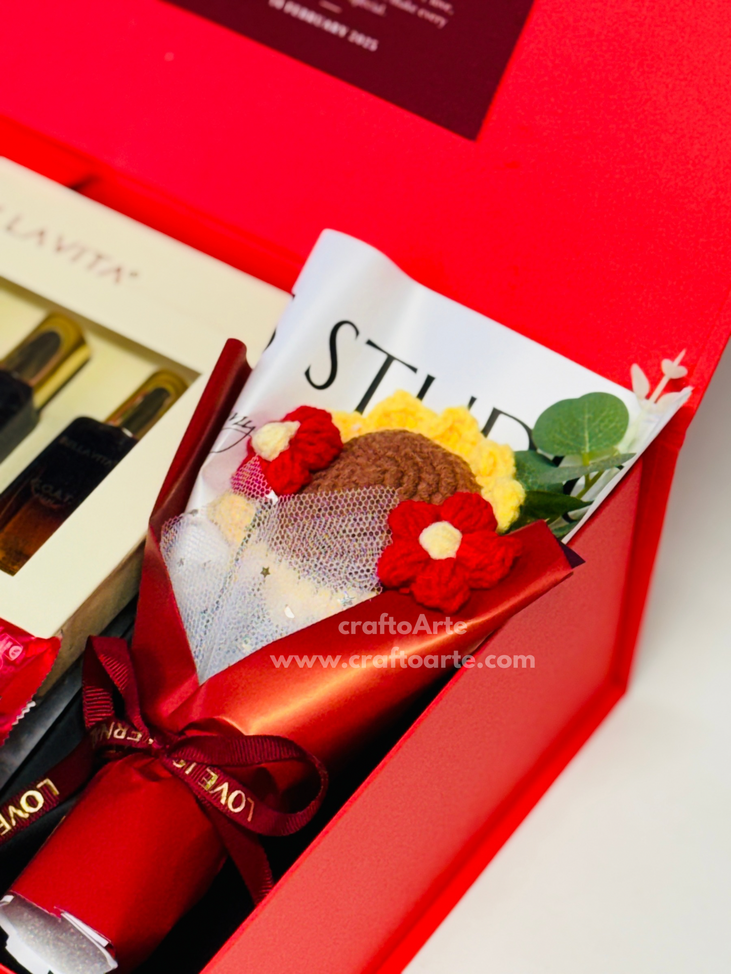 ബെല്ല വീറ്റ പെർഫ്യൂം സെറ്റ്, ഡയറി മിൽക്ക് സിൽക്ക് &amp; റോസ് ബൊക്കെ എന്നിവയുള്ള വാലന്റൈൻസ് ഡേ ലക്ഷ്വറി ഗിഫ്റ്റ് ഹാംപർ ബോക്സ്