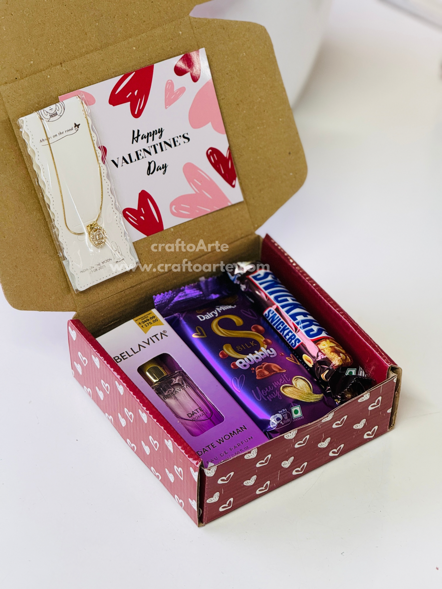 Cute mini hamper for your loved one