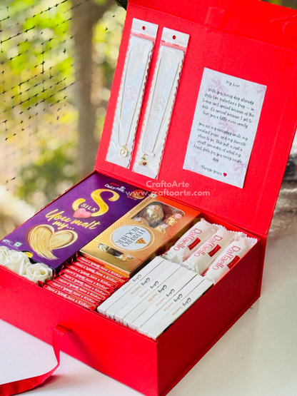 Luxury Gift Hamper for Girlfriend – Romantic Chocolate & Jewellery Gift Box-03